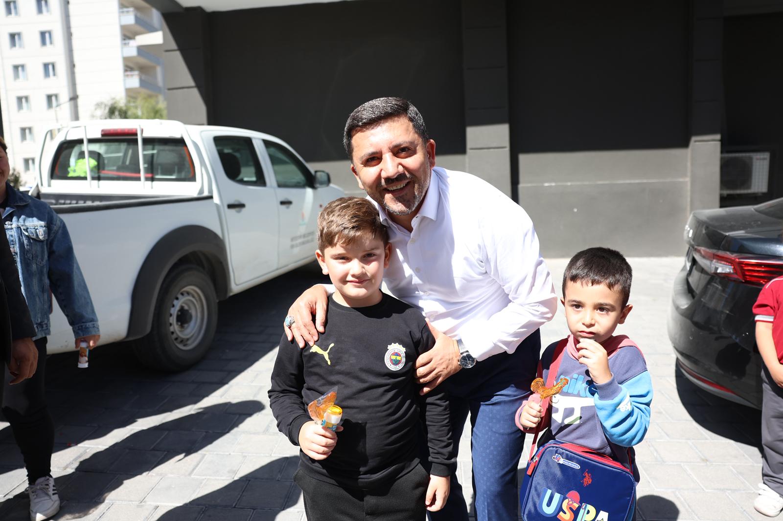 Rasim Arı Başkanla Bu Şehrin Geleceği Emin Ellerde